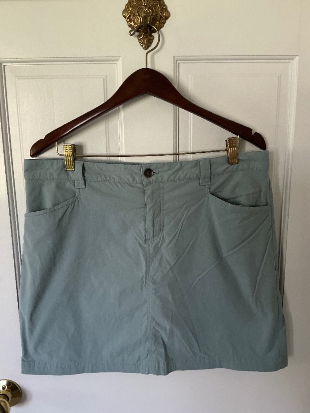 Eddie Bauer lined skort